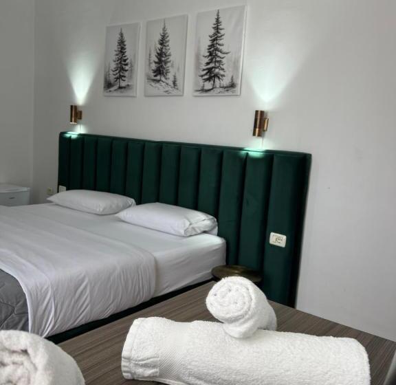 Quarto standart com varanda, Floga