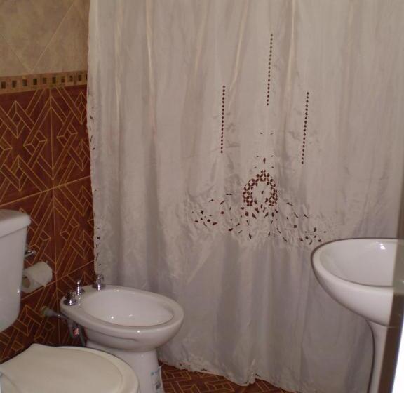 スタンダードルーム, Foxes