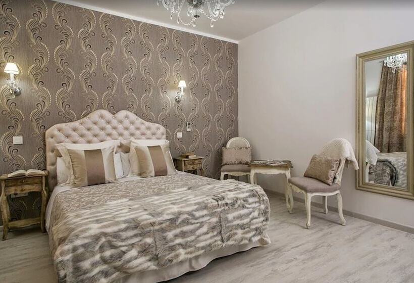 Habitación Estándar con Vistas, Hostal Central Palace Madrid