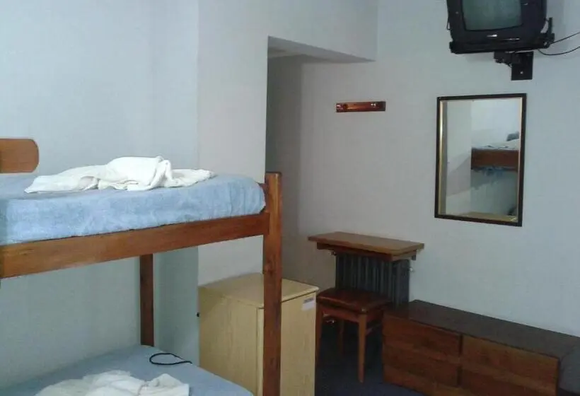 スタンダード４人部屋, La Argentina