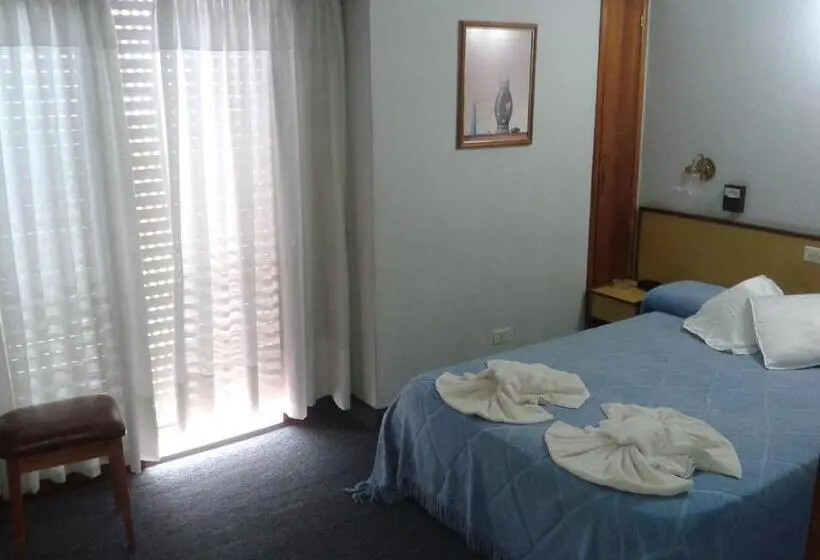 スタンダード４人部屋, La Argentina