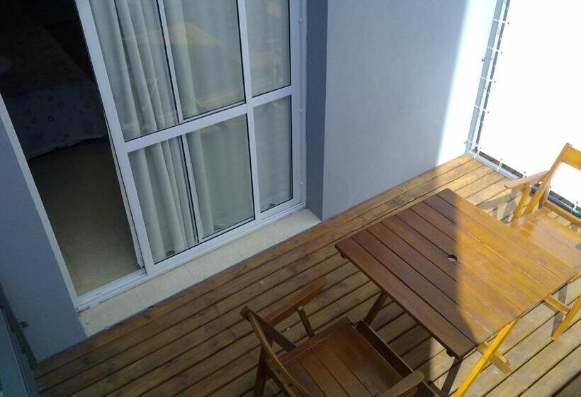 발코니가 있는 4인용 스탠다드 룸, Maritimo