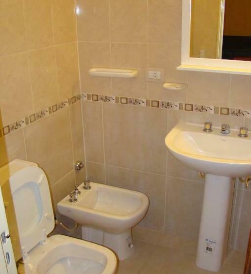 חדר סטנדרט לשלושה, Temu