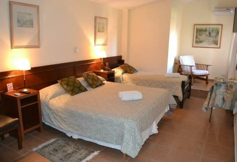اتاق استاندارد سه نفره, Los Espinillos Hotel Y Spa