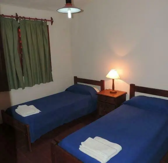 Talo 3 Makuuhuonetta, La Vicuñita Hotel & Cabañas