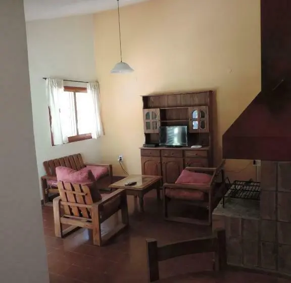 Talo 2 Makuuhuonetta, La Vicuñita Hotel & Cabañas