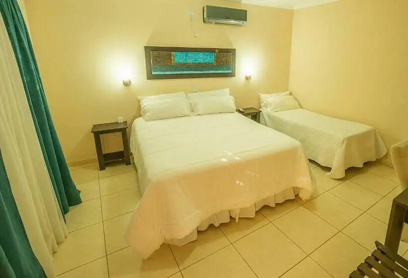 Deluxe Kolmen Hengen Huone, Apart Hotel Ayres De Termas