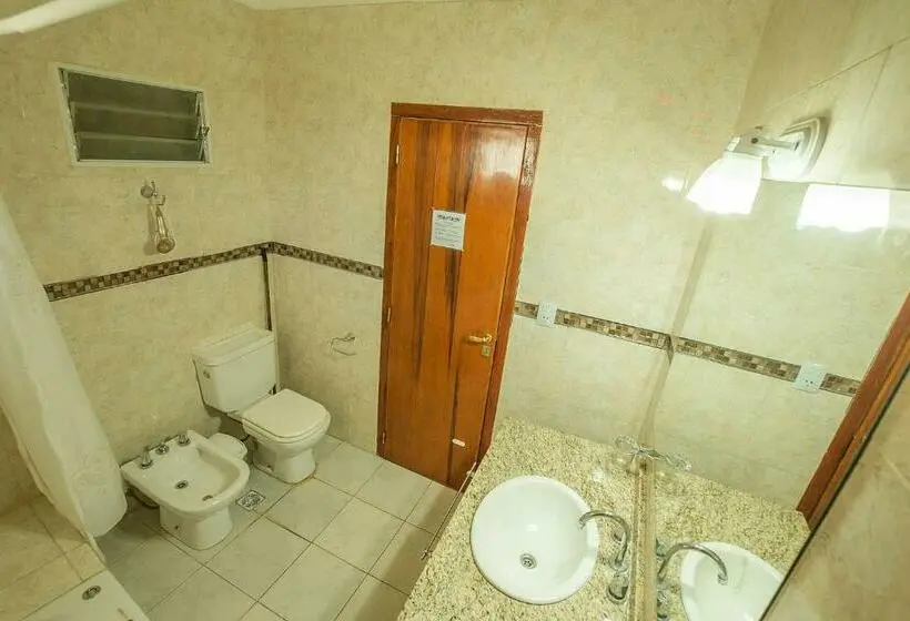 Deluxe Kolmen Hengen Huone, Apart Hotel Ayres De Termas