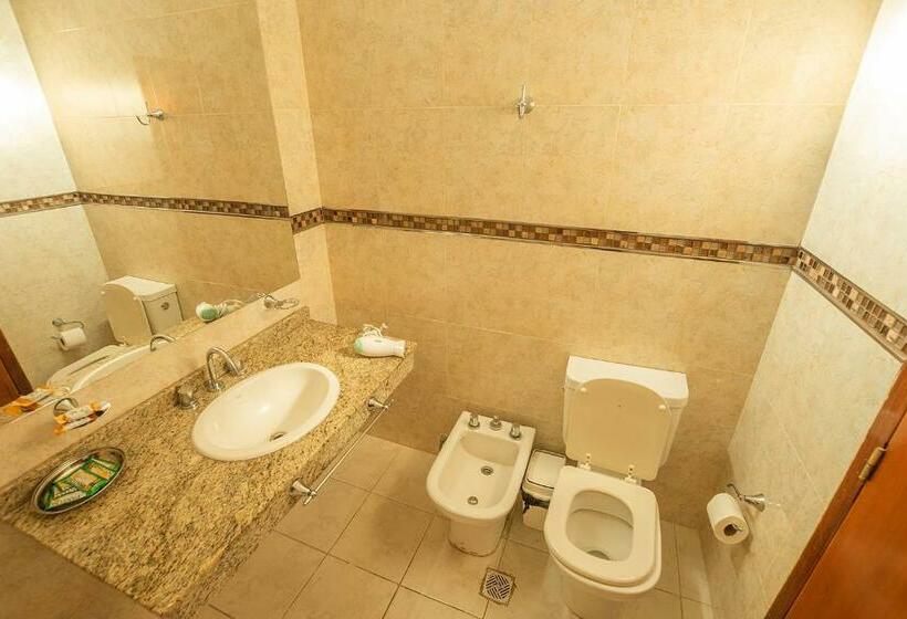 اتاق لوکس سه تخته, Apart Hotel Ayres De Termas
