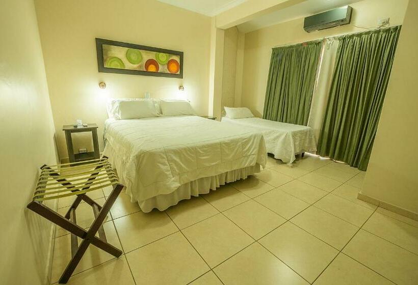 디럭스 트리플 룸, Apart Hotel Ayres De Termas