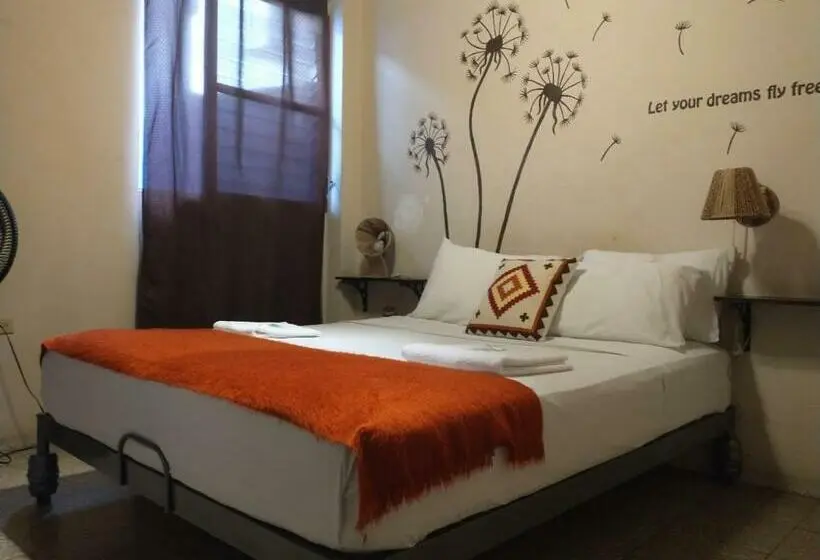 バス共有のスタンダードルーム, Dreamkapture Hostel Close To The Airport And Bus Terminal