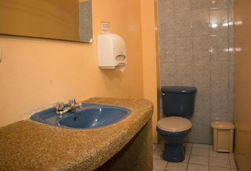 اتاق استاندارد چهار تخته, Dreamkapture Hostel Close To The Airport And Bus Terminal