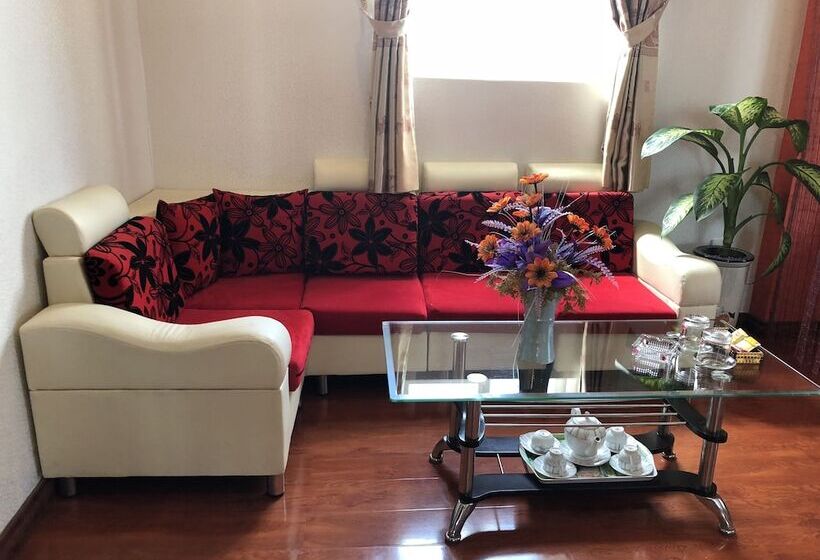 اتاق استاندارد, Linh Phuong 2