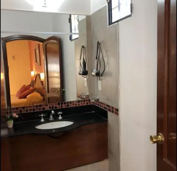سوئیت با تخت بزرگ, Santa Catalina
