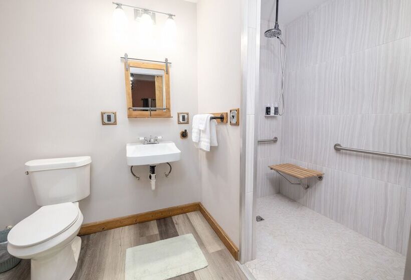 جناح, Hartwell Suites