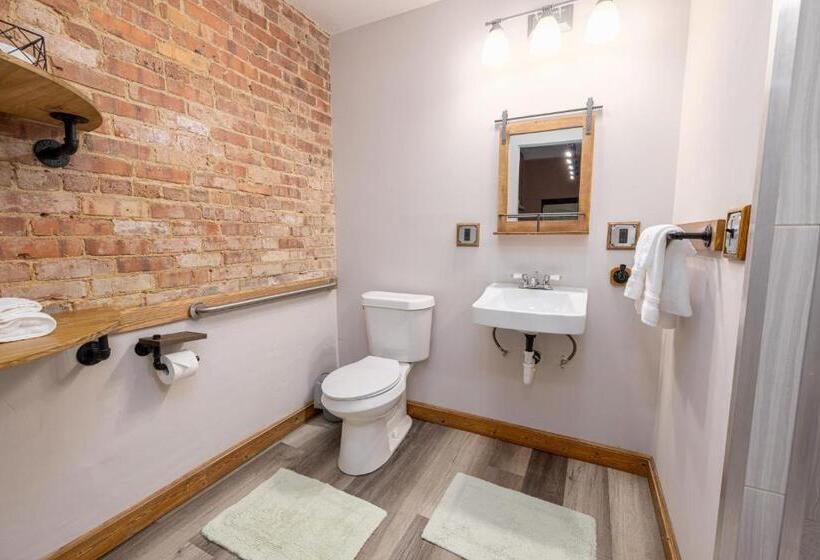 جناح سوبيريور, Hartwell Suites