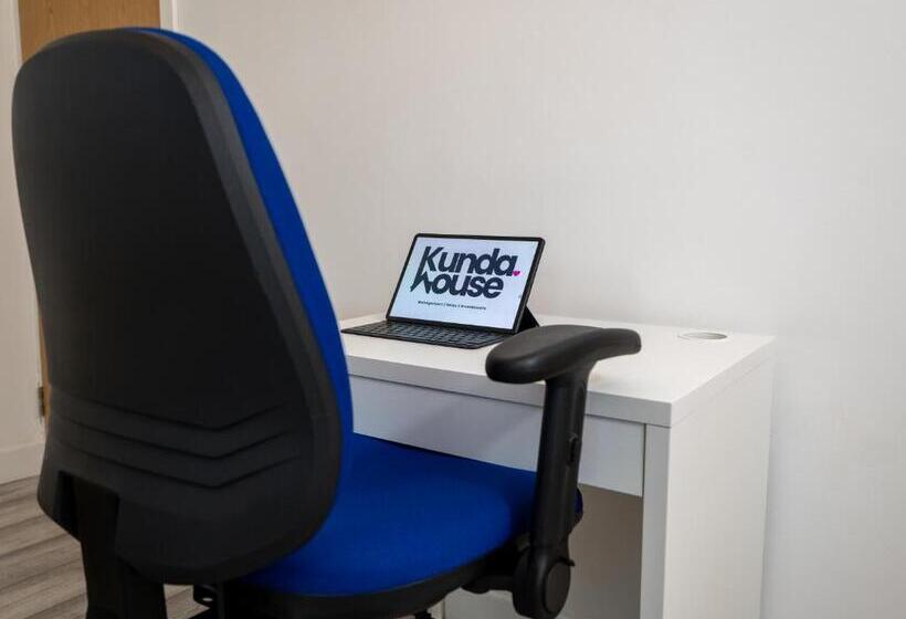 デラックスルーム, Kunda House Coventry Road