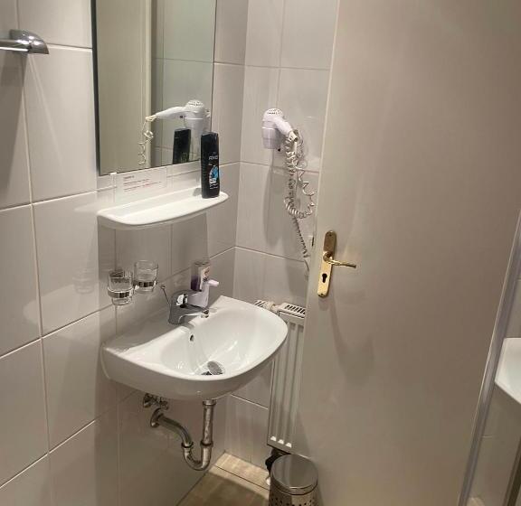 Номер Стандарт Трехместный, Gästehaus Niki