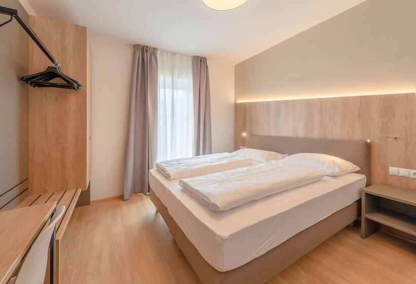 חדר סטנדרט עם מרפסת, Garni Hotel Ritterhof