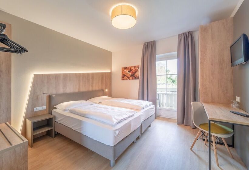 Номер Стандарт Двуспальная Кровать с Видом, Garni Hotel Ritterhof