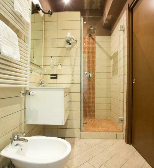 اتاق استاندارد سه نفره, Affittacamere Serena