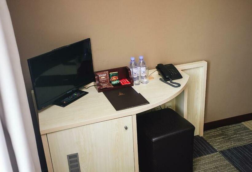 اتاق استاندارد یک نفره, Aktau