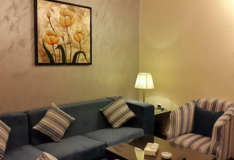 سوییت جونیور, Al Thuraya