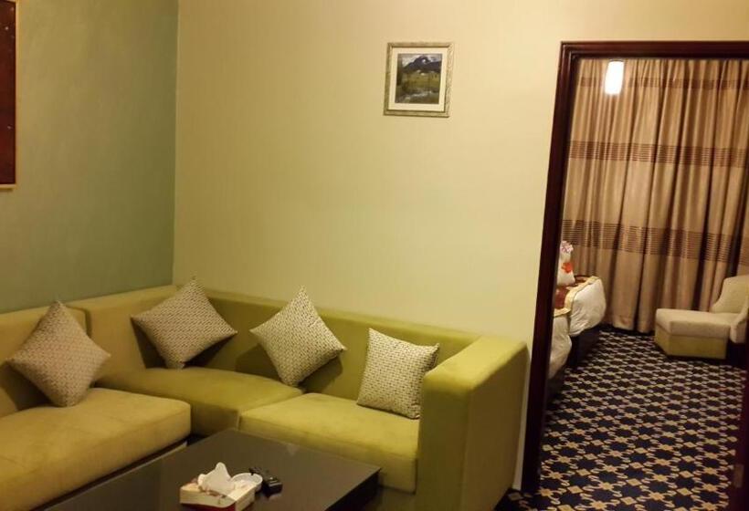 سوییت خانوادگی, Al Thuraya