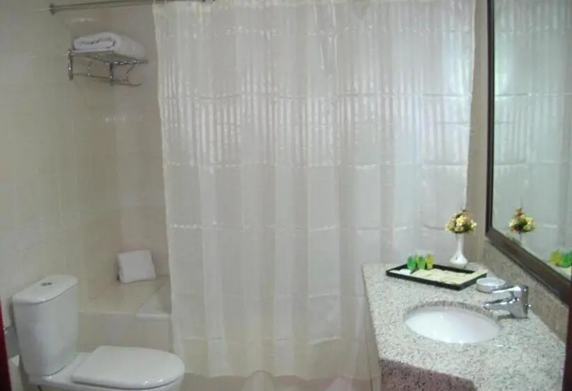 سوییت خانوادگی, Al Thuraya