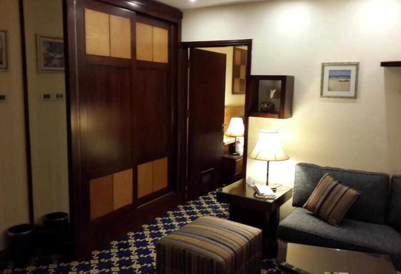 سوییت خانوادگی, Al Thuraya