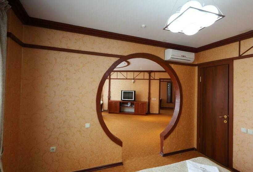 سوییت سوپریور, Alpen Ville