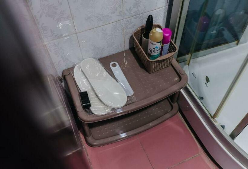 اتاق استاندارد, Altyn Adam