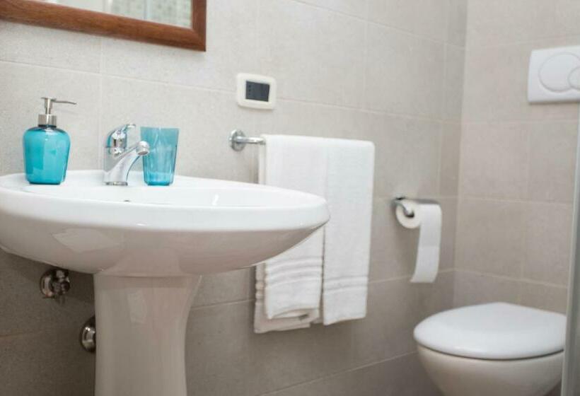 带1个卧室带泳池的公寓, Il Viottolo