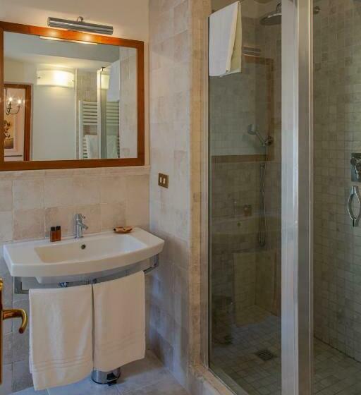 コンフォートトリプルルーム, B&b La Torre Fattoria Di Larniano