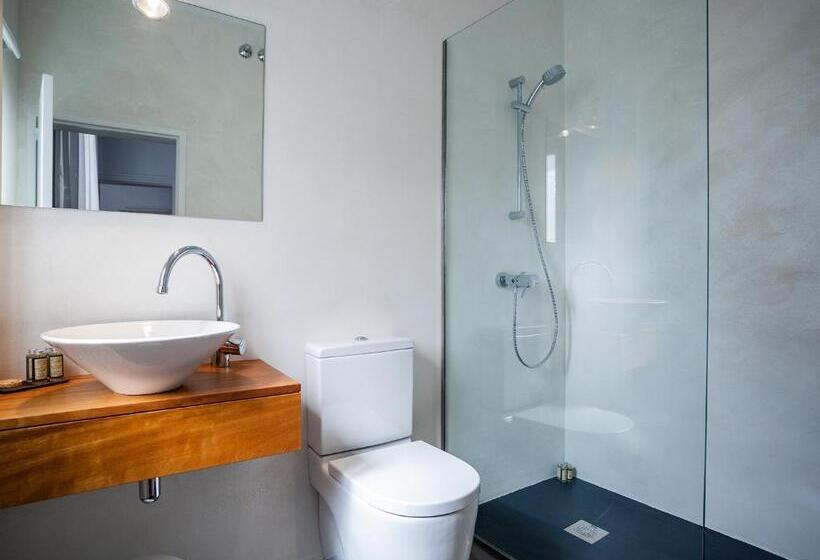 Номер Стандарт, Cheap & Chic