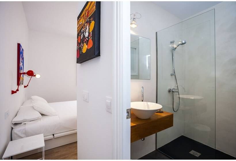 Номер Стандарт, Cheap & Chic