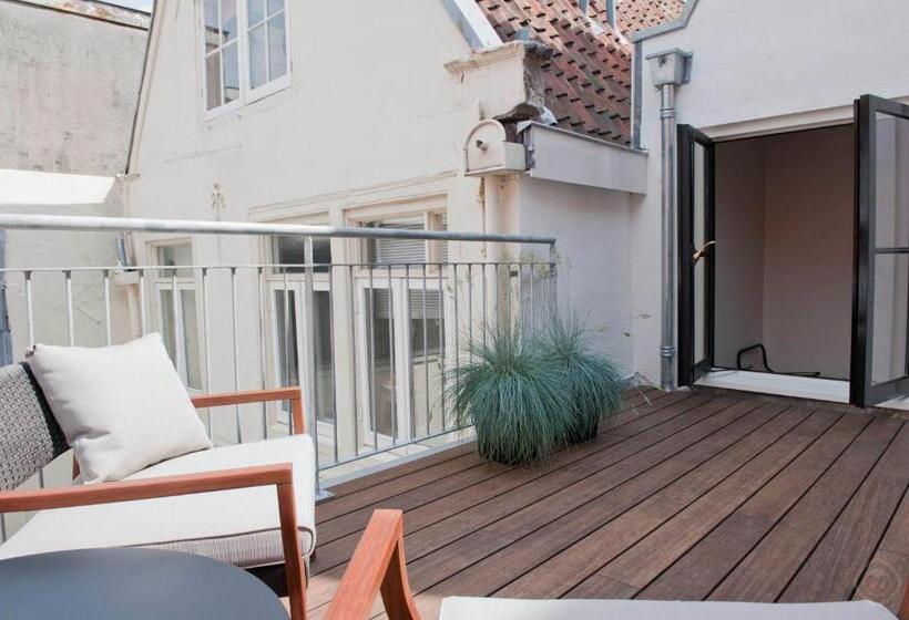 جناح, Ix Nine Streets Amsterdam