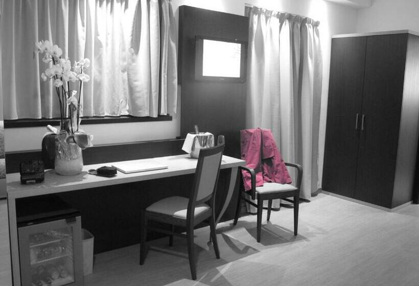 סוויטת ג'וניור, La Conchiglia