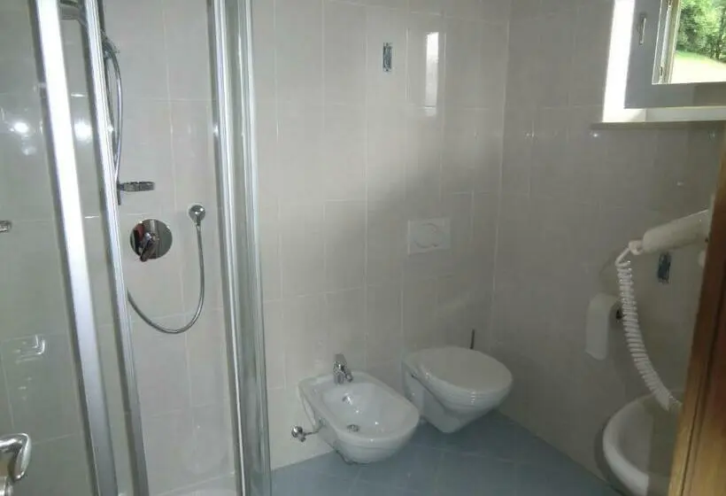 Standard Kolmen Hengen Huone, Alpenblick Bed & Breakfast