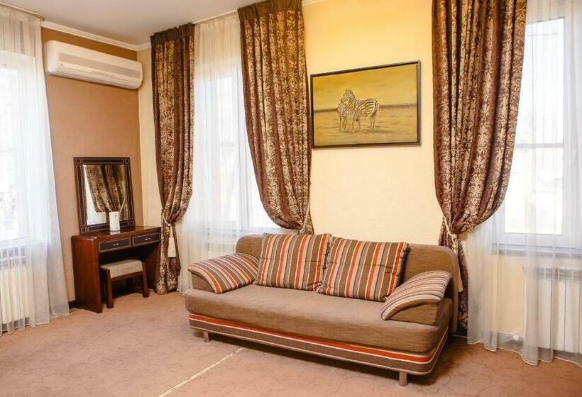 سوییت جونیور, Totem