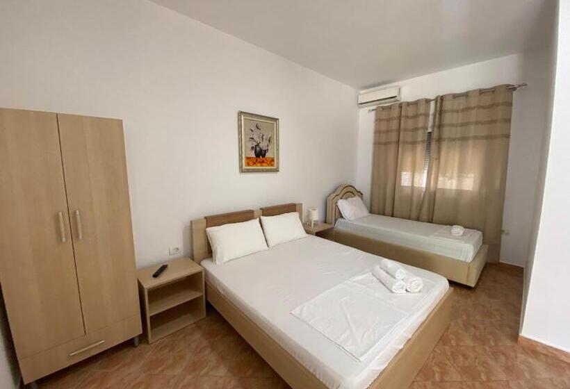 اتاق استاندارد سه نفره, Yard Paradise Rooms Dhermi