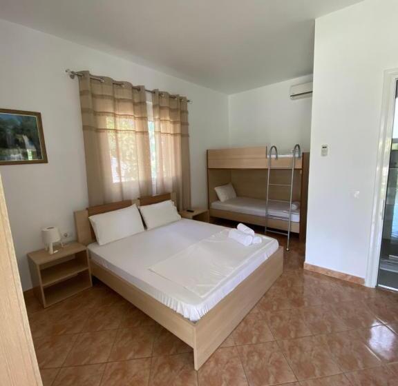 اتاق استاندارد چهار تخته, Yard Paradise Rooms Dhermi