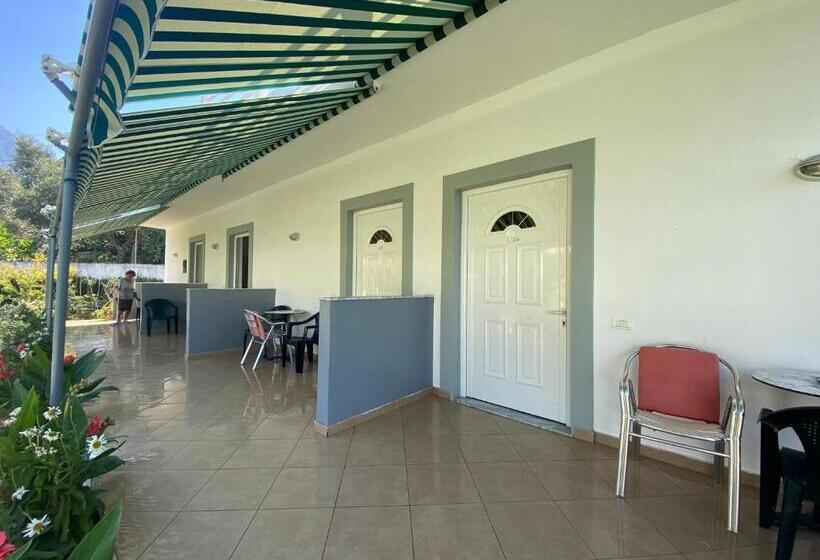 اتاق استاندارد چهار تخته, Yard Paradise Rooms Dhermi