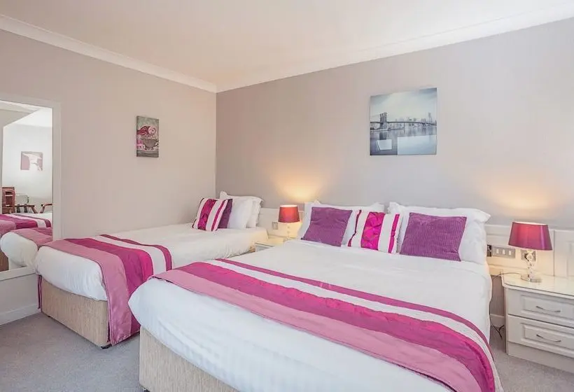 Habitació Triple Estàndard, Ardree House B&b