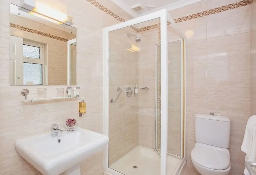 Habitació Triple Estàndard, Ardree House B&b