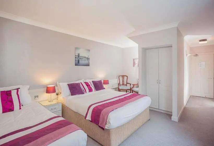 Habitació Triple Estàndard, Ardree House B&b