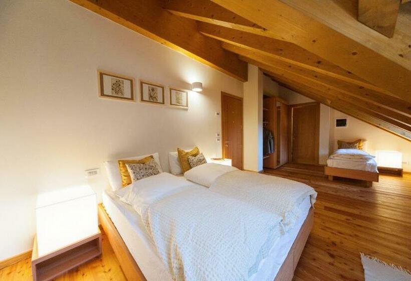 חדר סטנדרט נוף להרים, Lumen