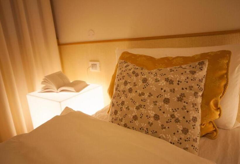 חיבור הדירה עם חדר שינה אחד, Lumen