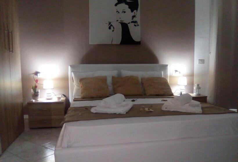 חדר משפחתי, Perla Del Mare Affittacamere