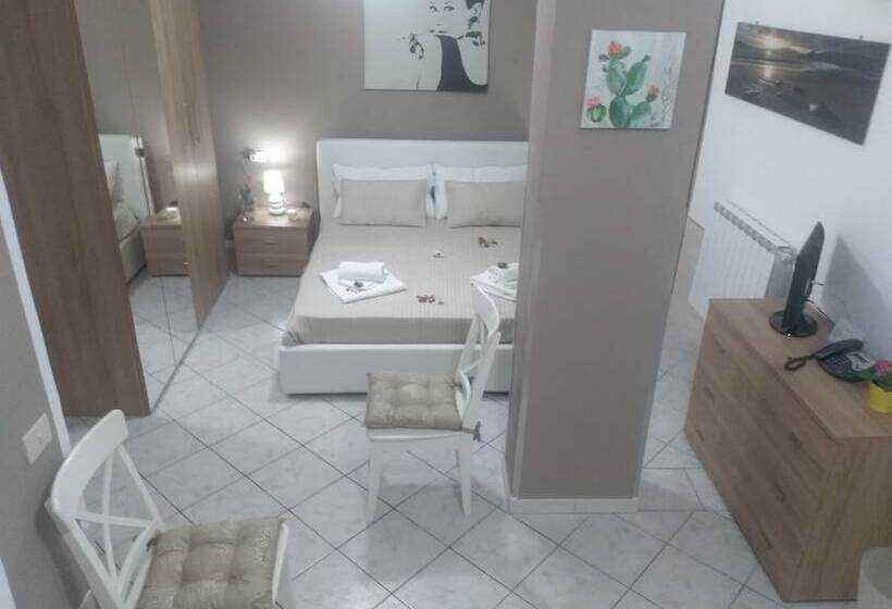 חדר משפחתי, Perla Del Mare Affittacamere